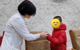 许孩子一个光明未来|“睛彩明眸”儿童青少年视觉健康公益项目走进吉林省孤儿学校！